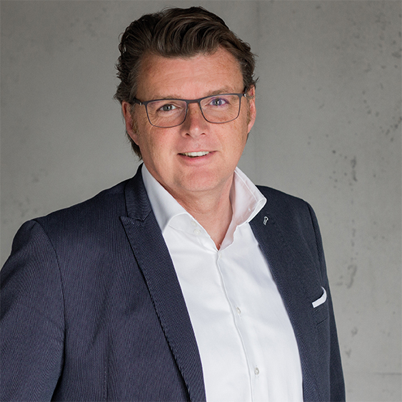Frank Ewering