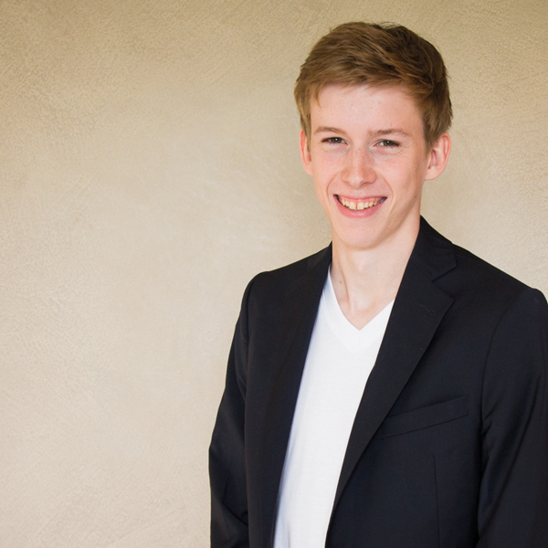 Maximilian Ewering